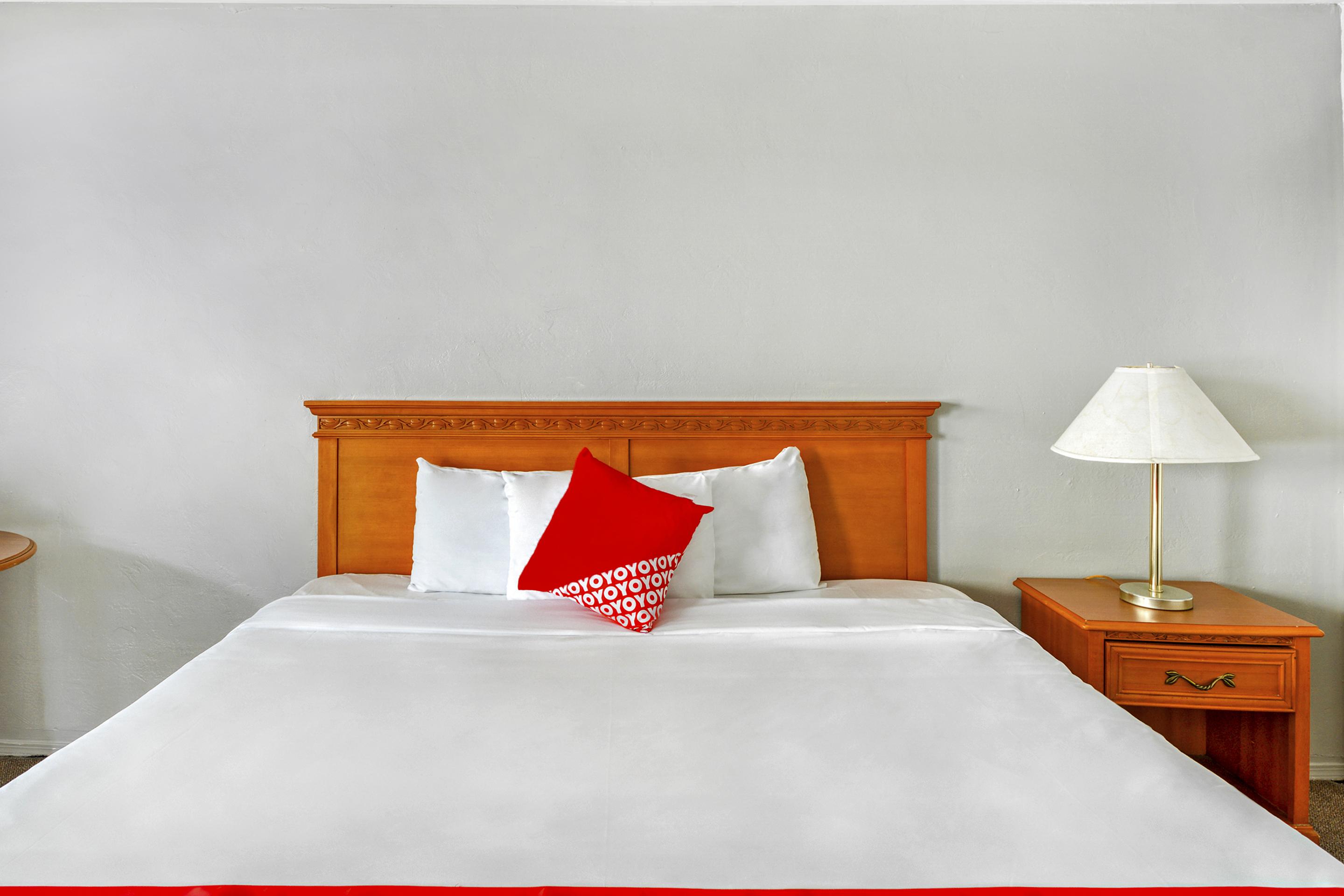 Oyo Gateway Motel Las Vegas North Strip/Fremont St. Area Exteriör bild
