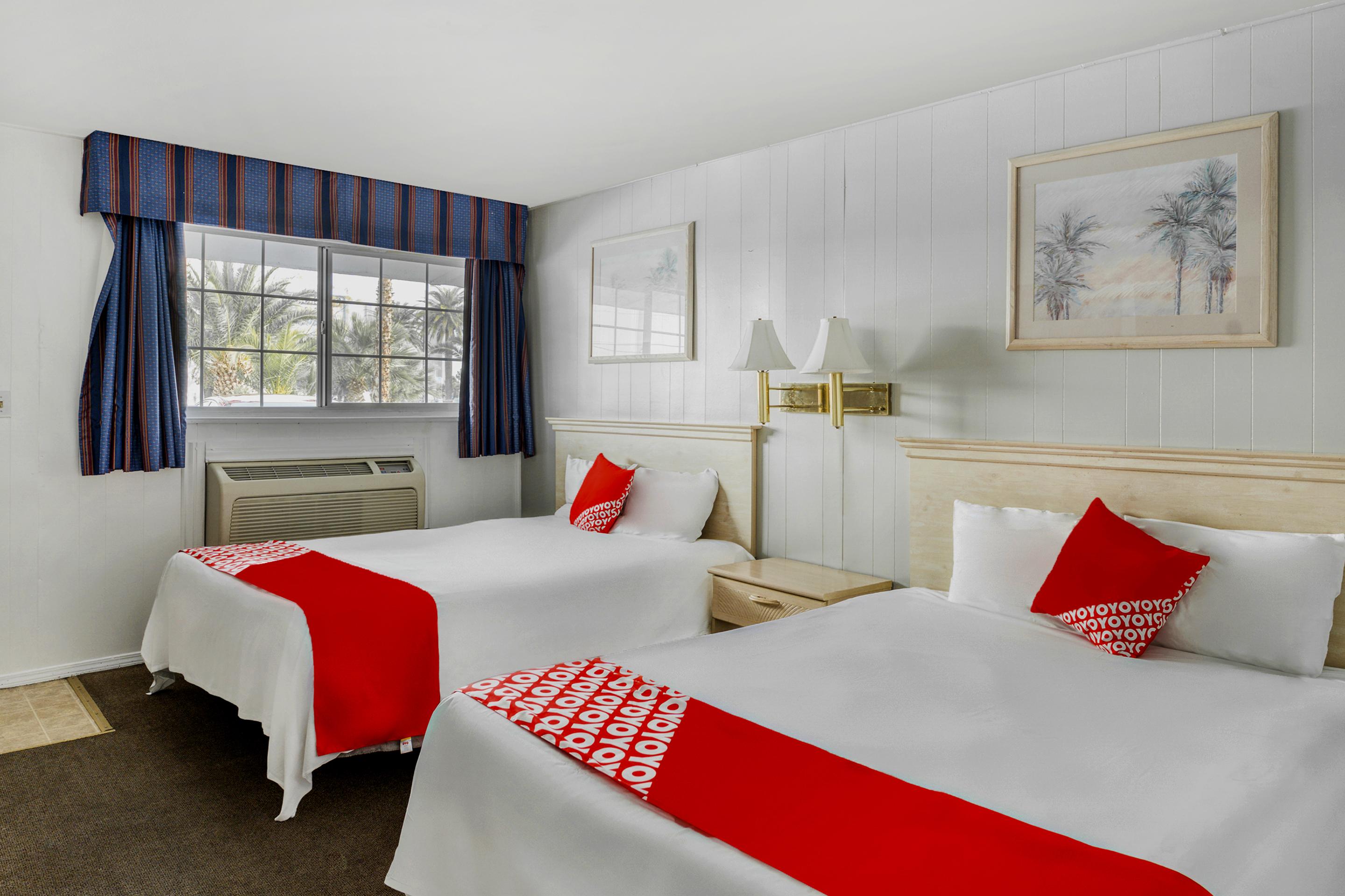 Oyo Gateway Motel Las Vegas North Strip/Fremont St. Area Exteriör bild
