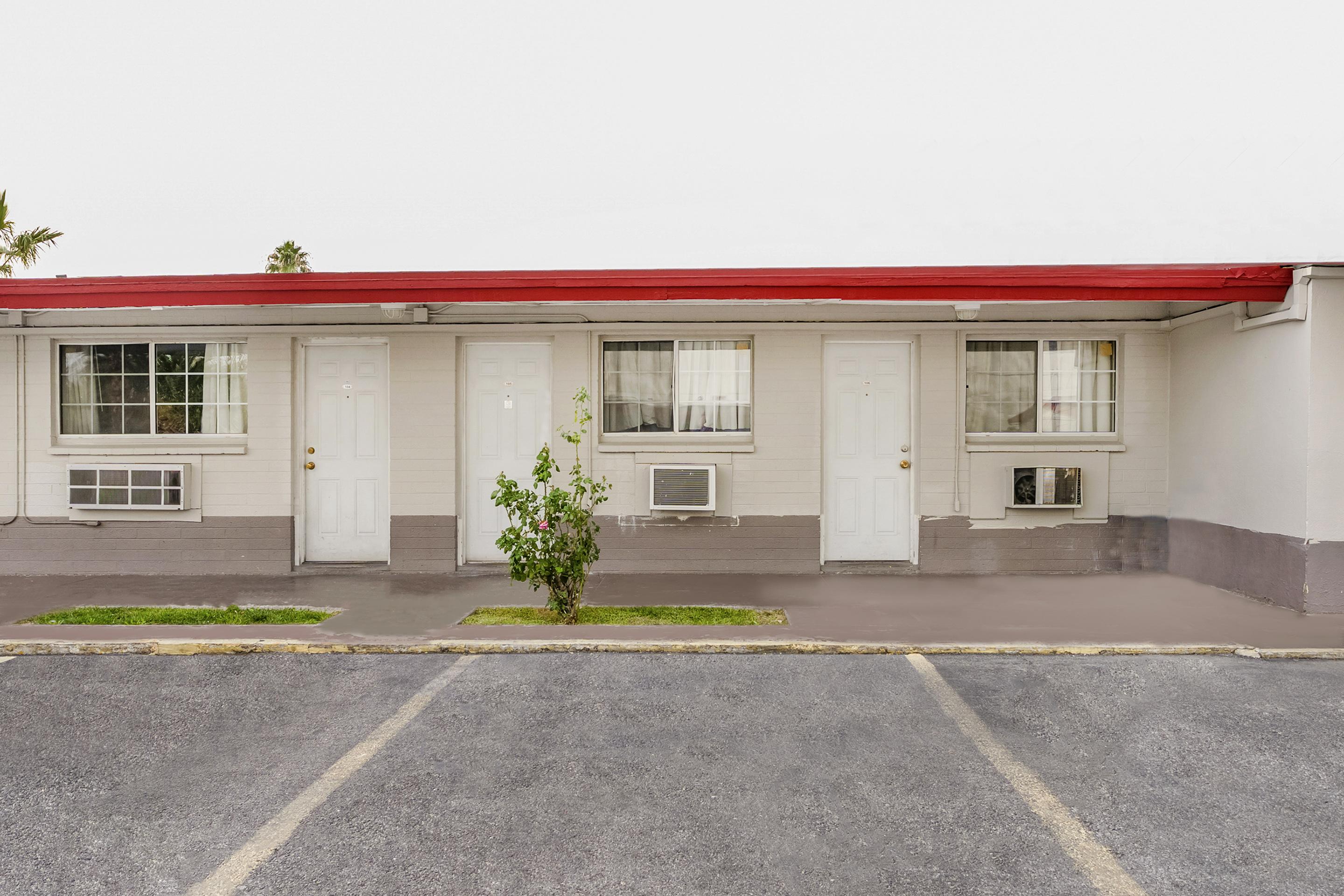 Oyo Gateway Motel Las Vegas North Strip/Fremont St. Area Exteriör bild